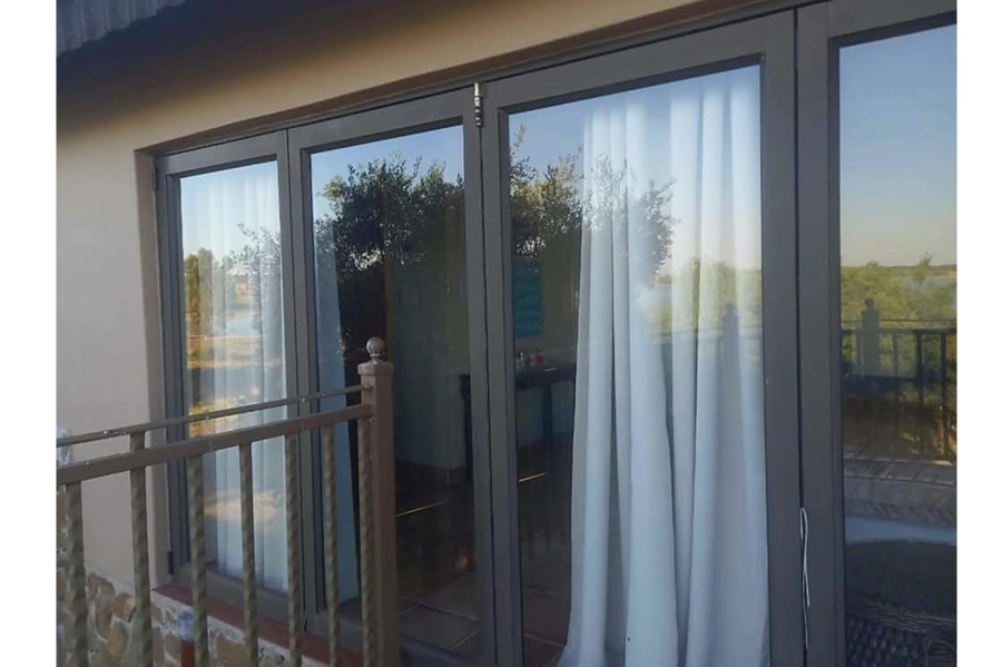 7 Bedroom Property for Sale in Oranjeville Free State